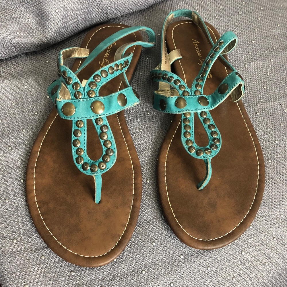 American Eagle Thong Slipper